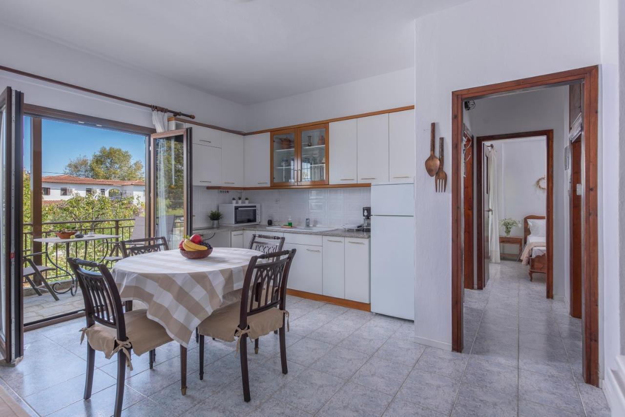 Apartamento Blooming Memories Vourvourou Exterior foto