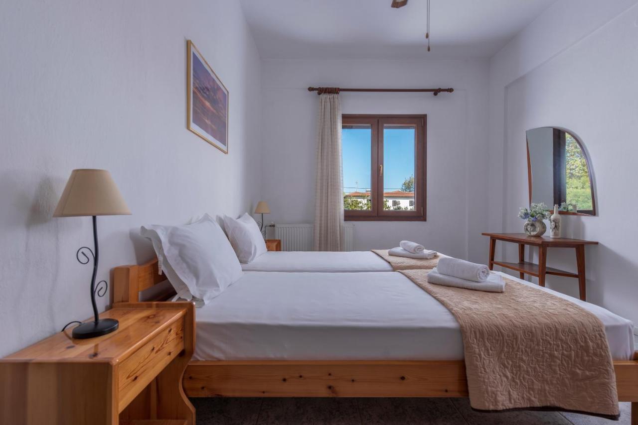 Apartamento Blooming Memories Vourvourou Exterior foto