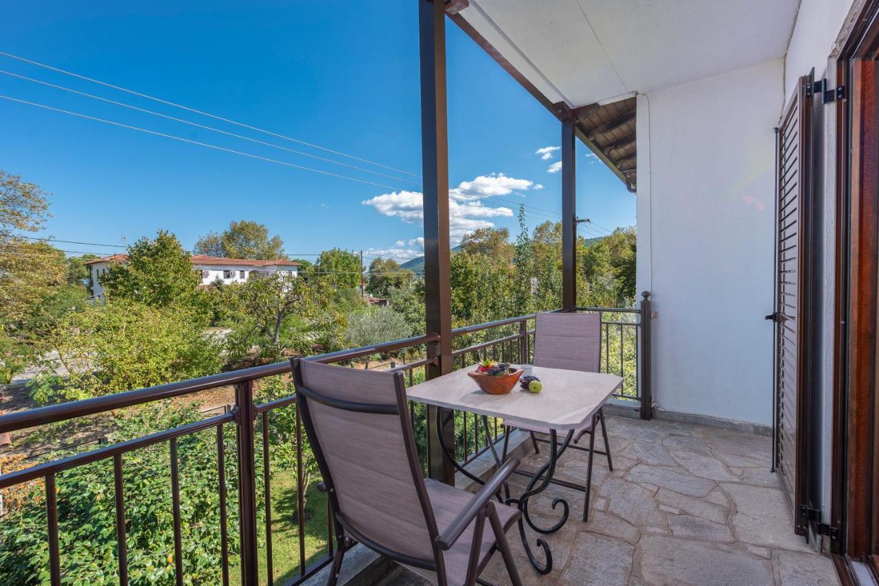 Apartamento Blooming Memories Vourvourou Exterior foto